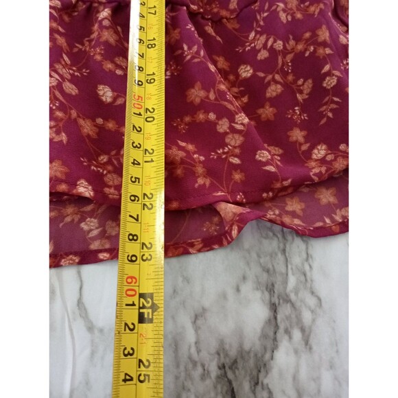 Paper Crane Burgundy Floral Babydoll Blouse Long Sleeve Semi Sheer Sleeve Size M - Picture 8 of 8